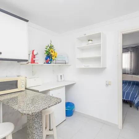 Lightbooking Lola Playa De Apartment