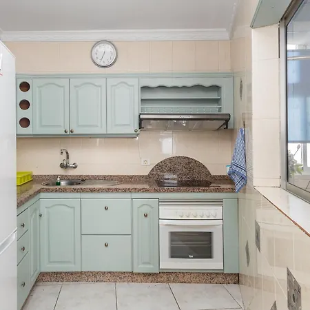 Lightbooking Lola Playa De